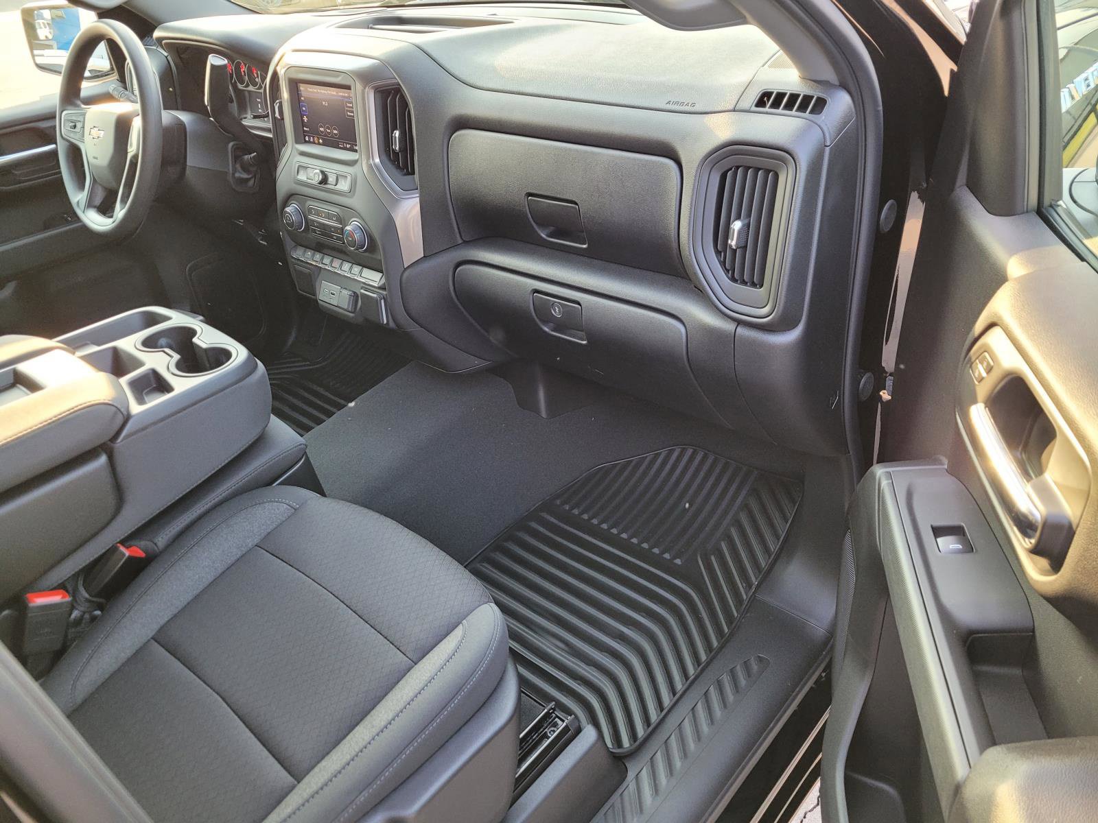 New 2026 Chevrolet Silverado 1500 Custom RWD image 6
