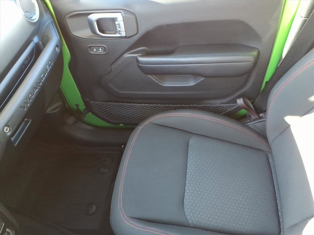 Used 2019 Jeep Wrangler Unlimited Rubicon image 30