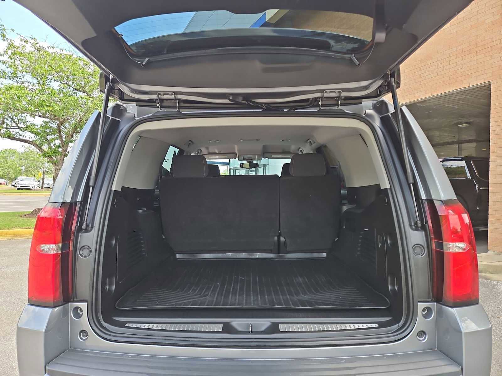 Certified 2020 Chevrolet Tahoe LS image 33