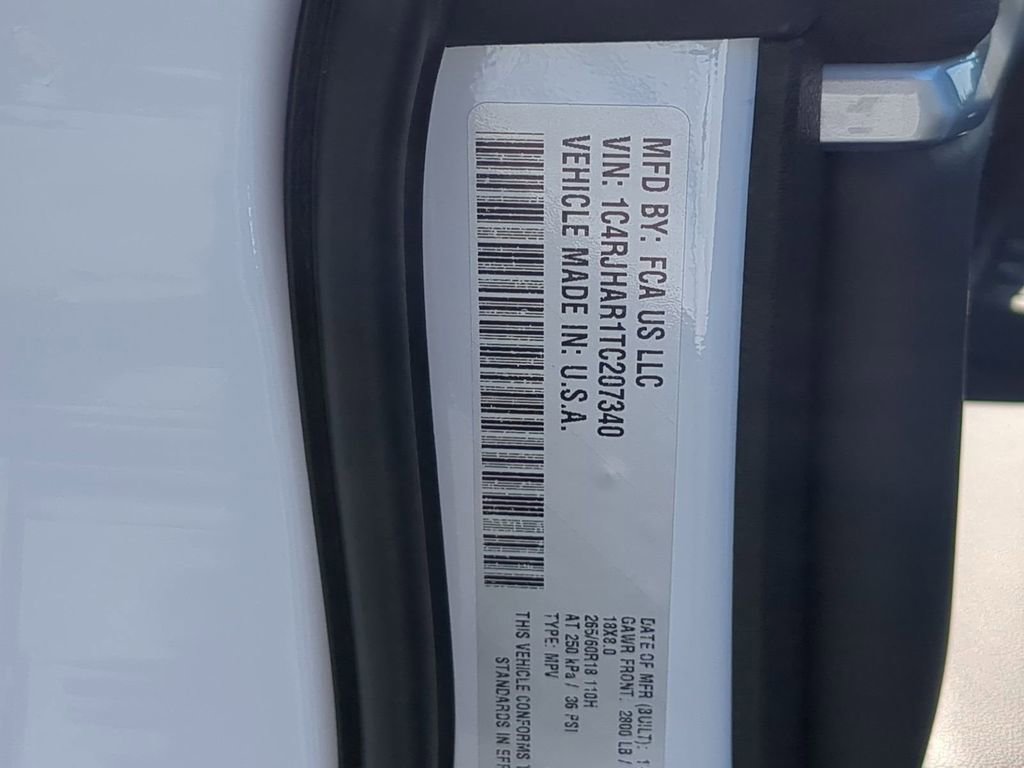 New 2026 Jeep Grand Cherokee Altitude image 24