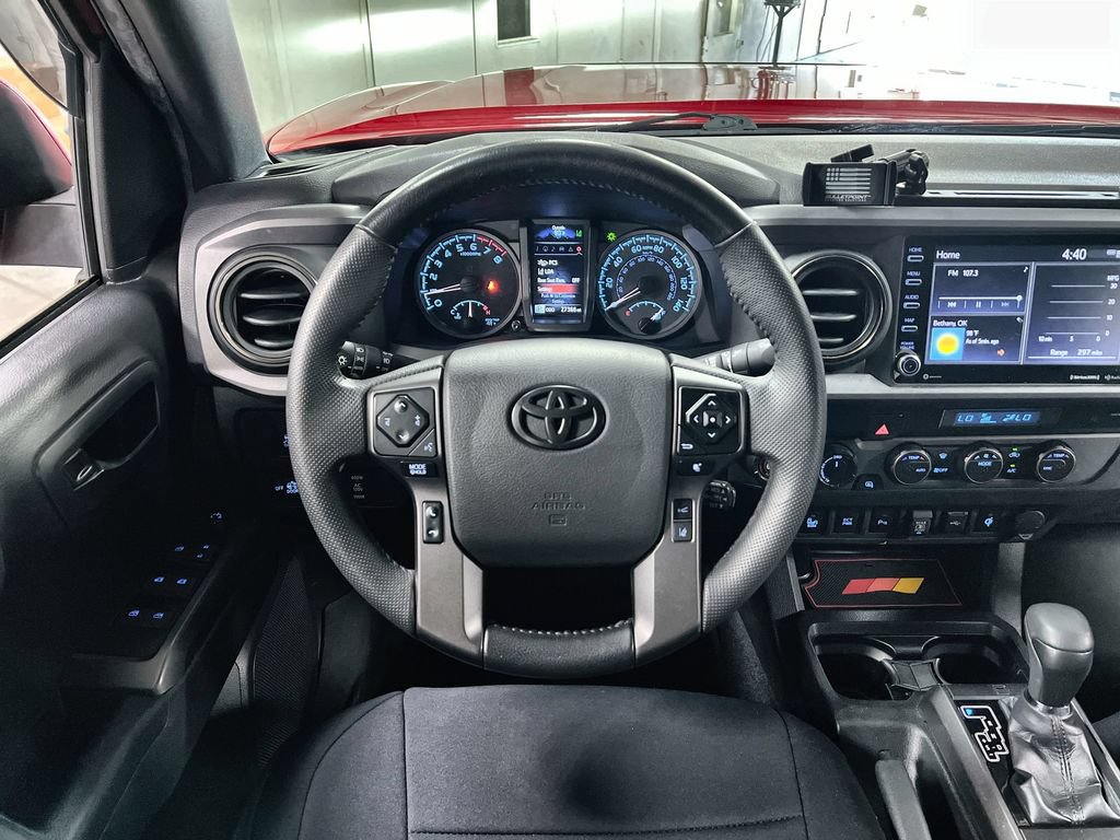 Used 2023 Toyota Tacoma TRD Off-Road w/ Advanced Technology Package AWD/4WD image 19