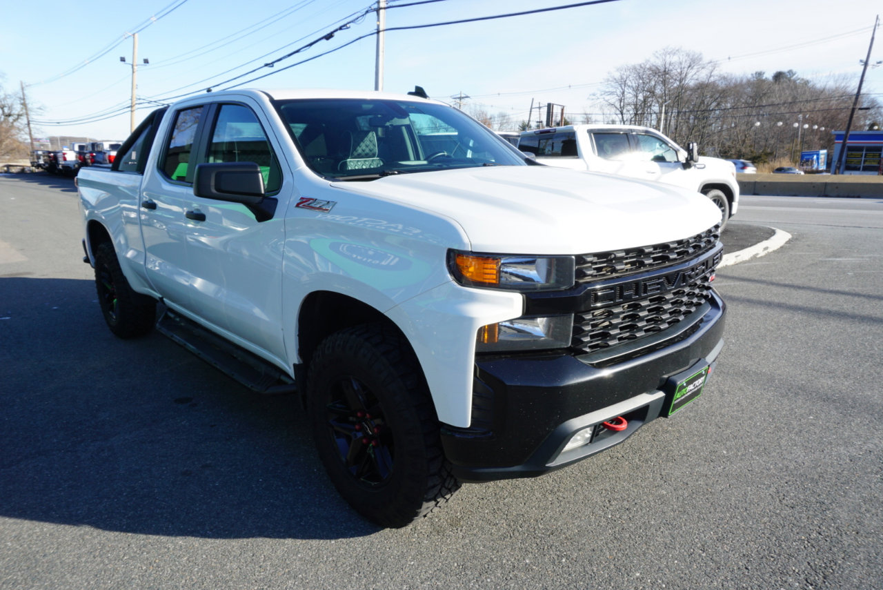 Used 2019 Chevrolet Silverado 1500 Custom Trail Boss image 3