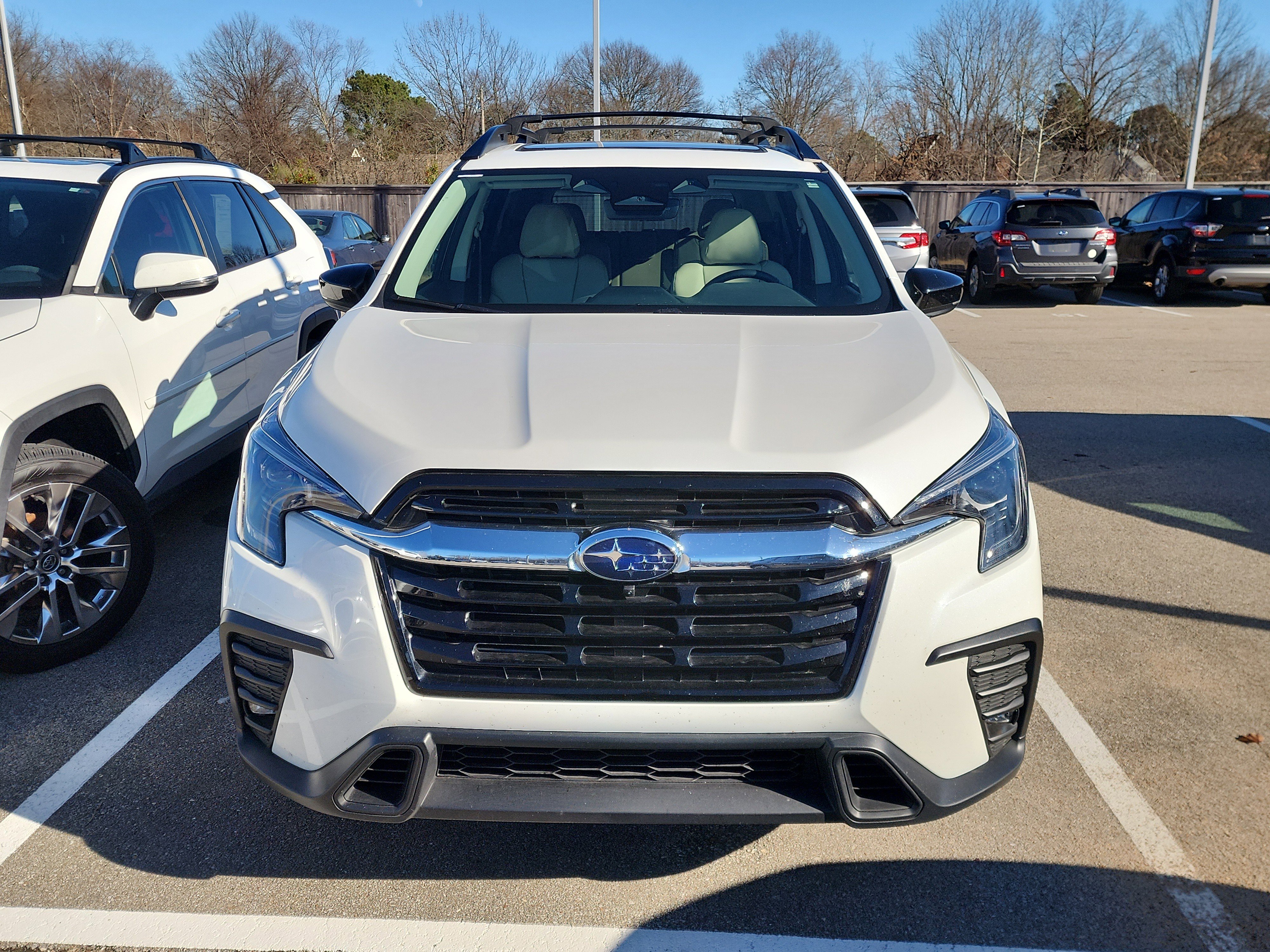 Certified 2024 Subaru Ascent Limited w/ Technology Package image 3