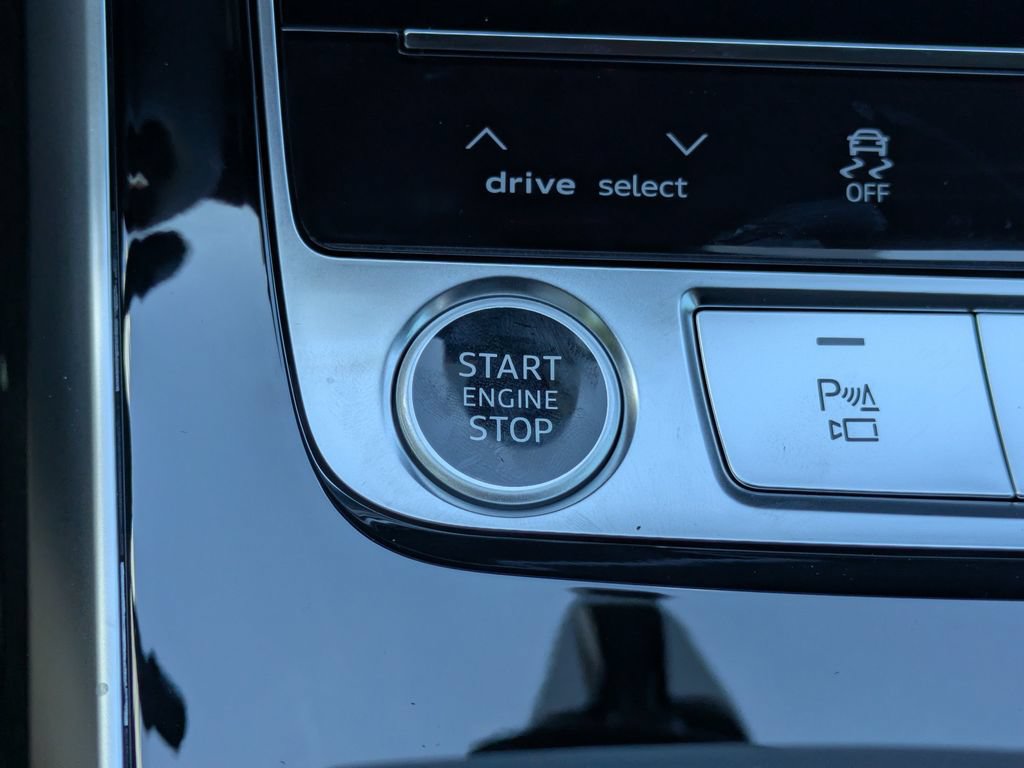 New 2026 Audi Q7 3.0T Premium Plus AWD/4WD image 37