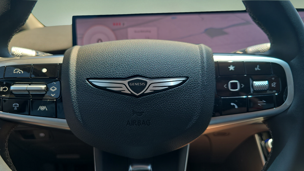 New 2026 Genesis GV70 2.5T AWD/4WD image 17