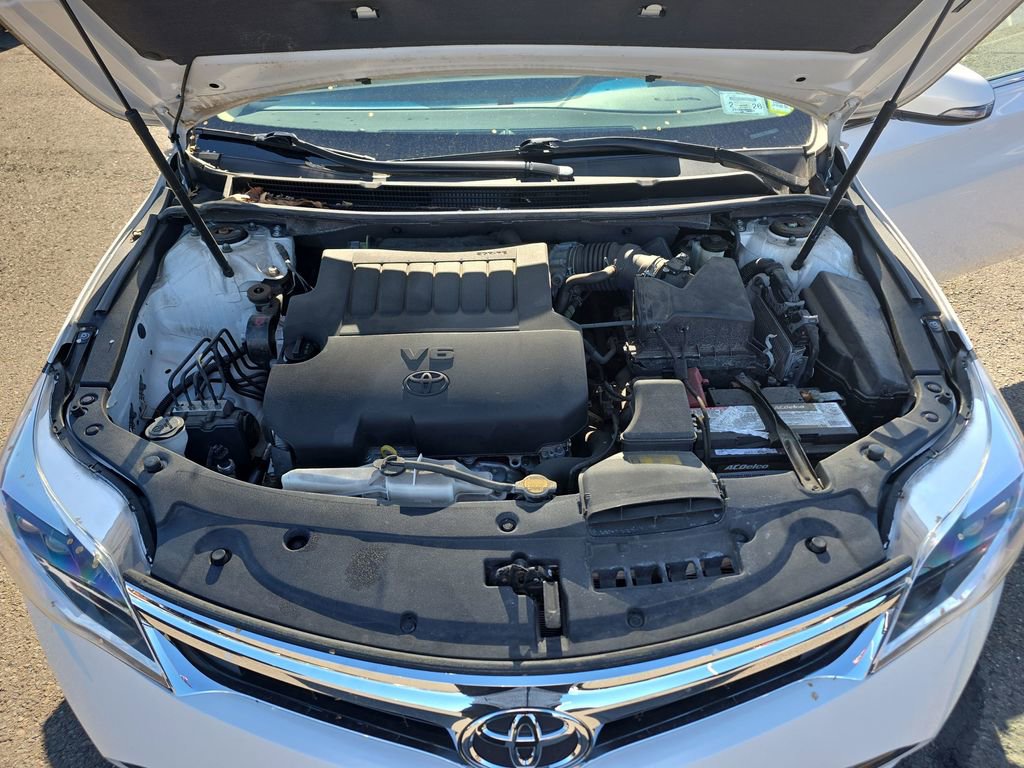 Used 2015 Toyota Avalon XLE Premium FWD image 35