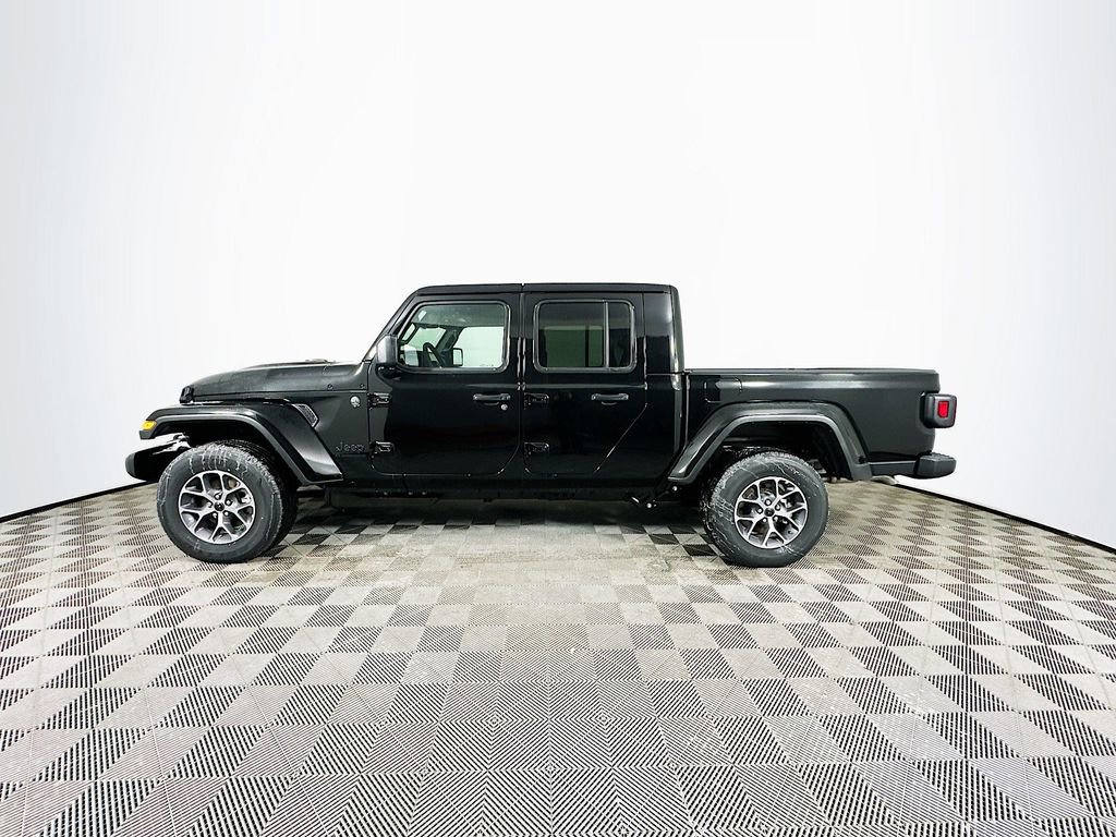 New 2026 Jeep Gladiator Sport AWD/4WD image 6