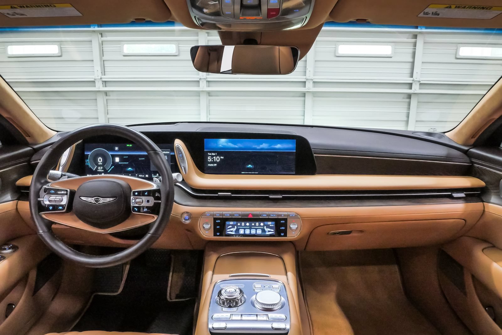 Certified 2023 Genesis G90 3.5T AWD/4WD image 18