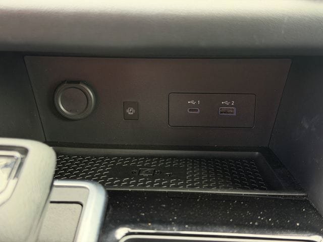 Used 2024 Nissan Pathfinder SL FWD image 21