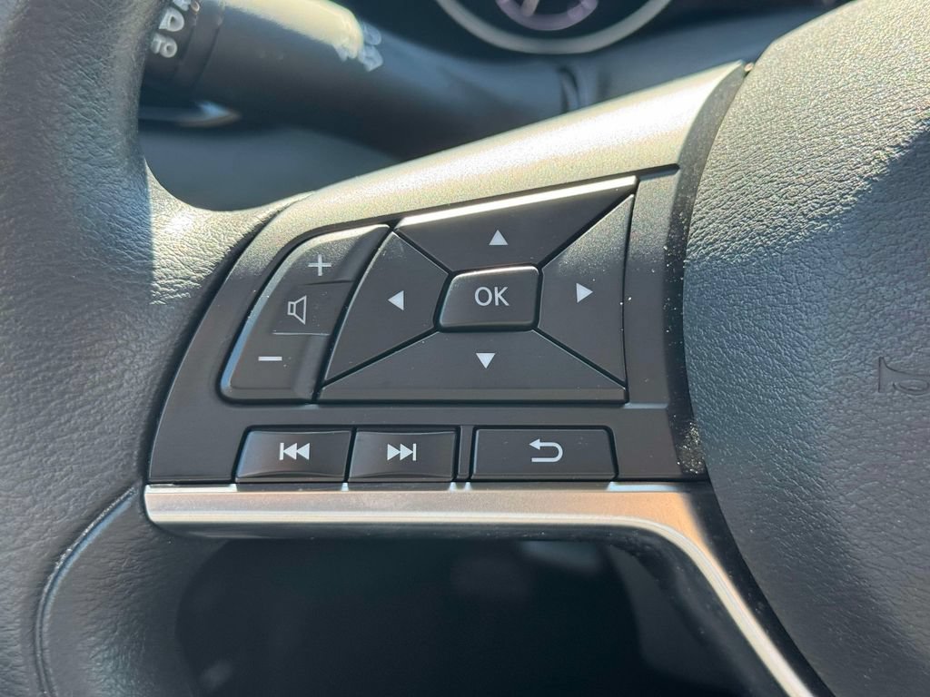 Used 2023 Nissan Sentra SV FWD image 19