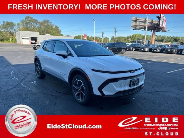 Used 2026 Chevrolet Equinox EV LT w/ Comfort Package AWD/4WD image 1