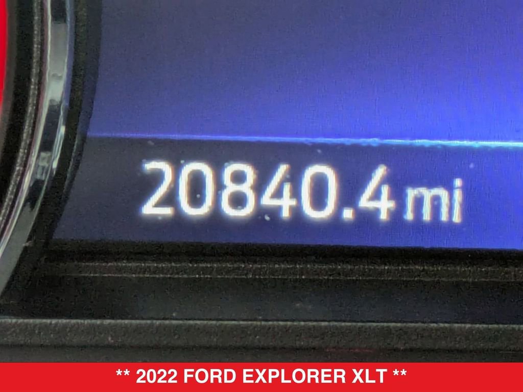 Used 2022 Ford Explorer XLT image 22