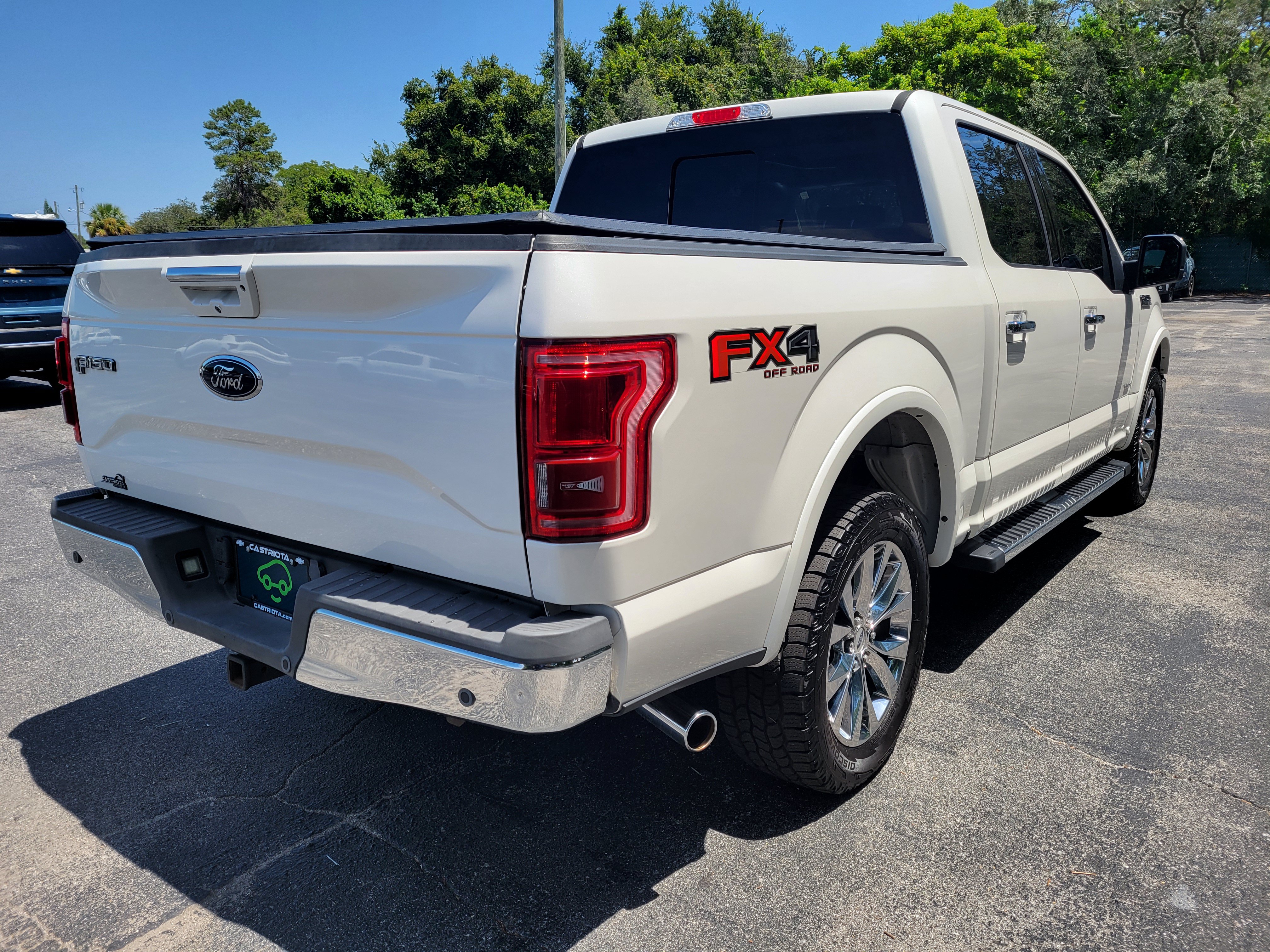 Used 2017 Ford F150 Lariat w/ Equipment Group 502A Luxury AWD/4WD image 5