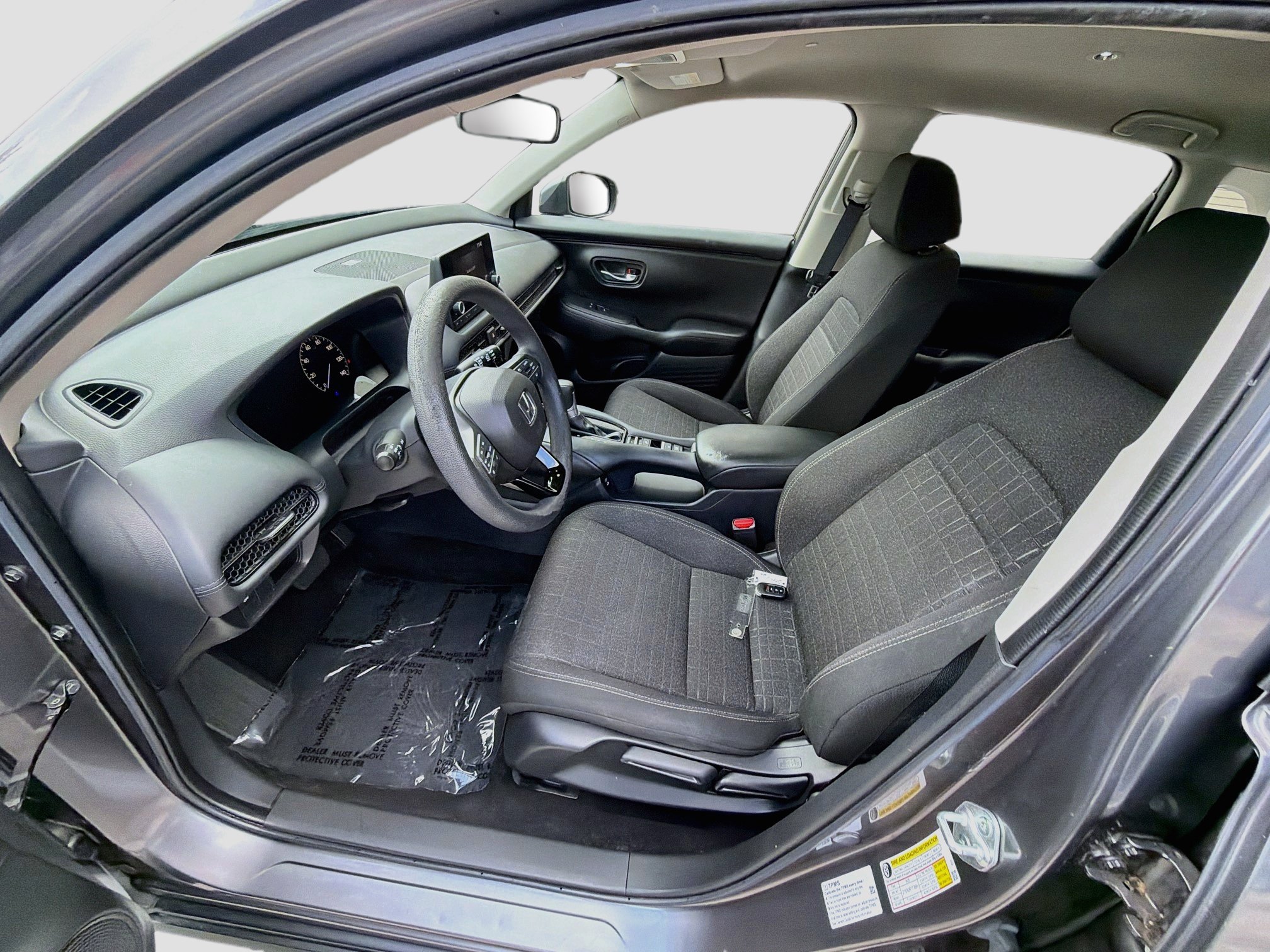 Used 2024 Honda HR-V LX image 18