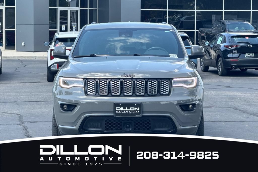 Used 2021 Jeep Grand Cherokee Laredo X AWD/4WD image 9