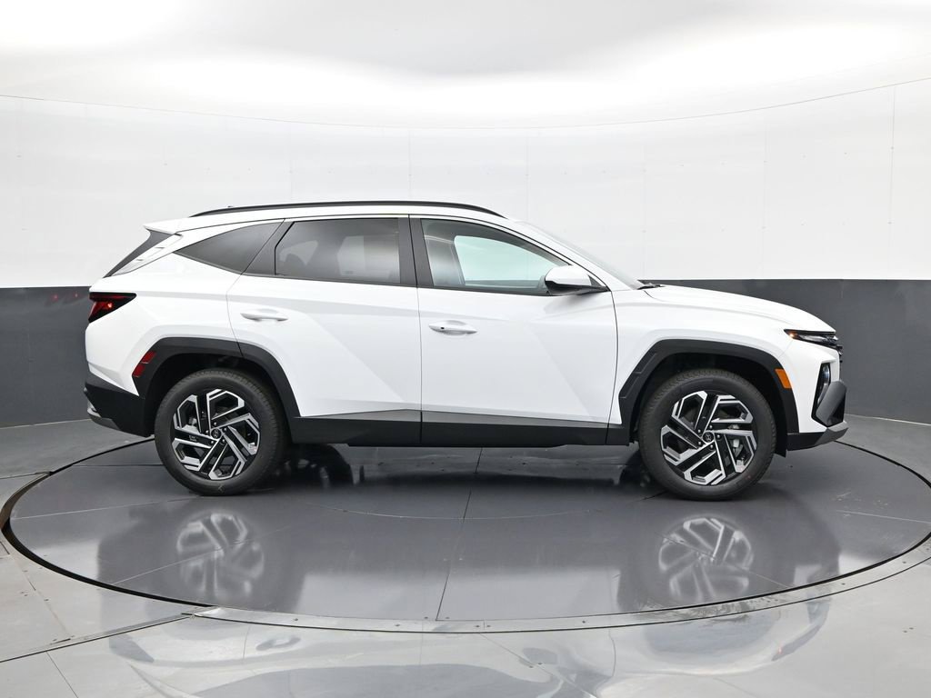 New 2026 Hyundai Tucson SEL Plus w/ Tow & Go Package AWD/4WD image 4