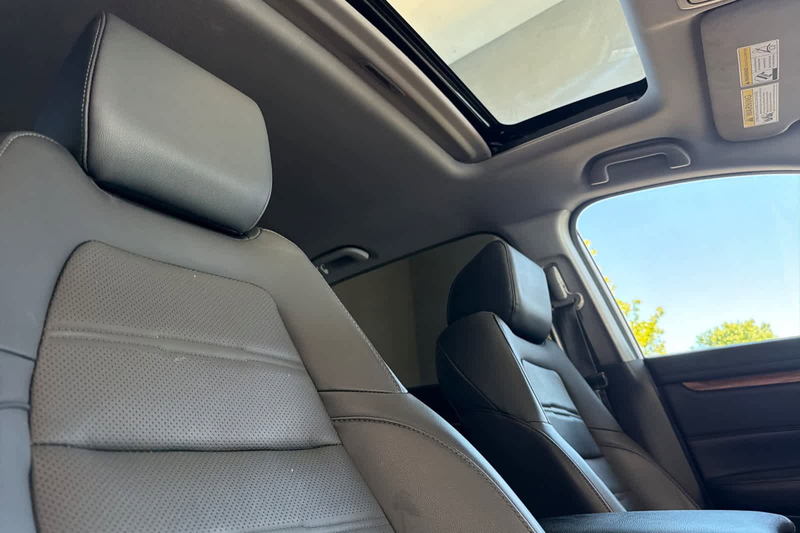 Used 2022 Honda CR-V Touring image 18