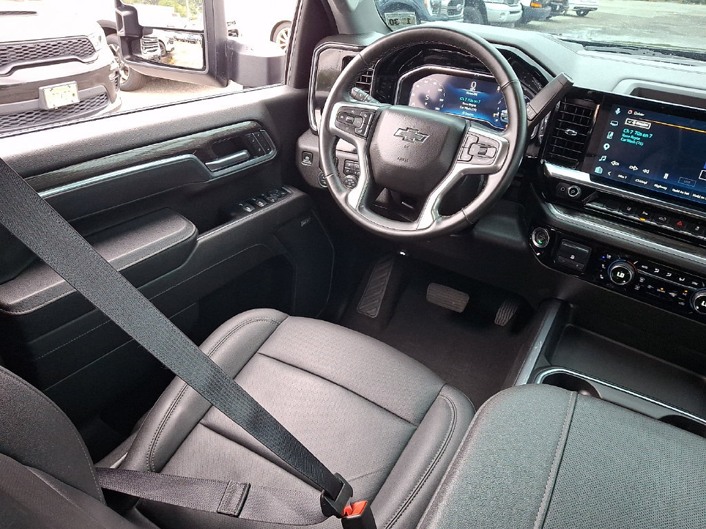 Used 2025 Chevrolet Silverado 2500 LTZ w/ Trail Boss Package AWD/4WD image 15