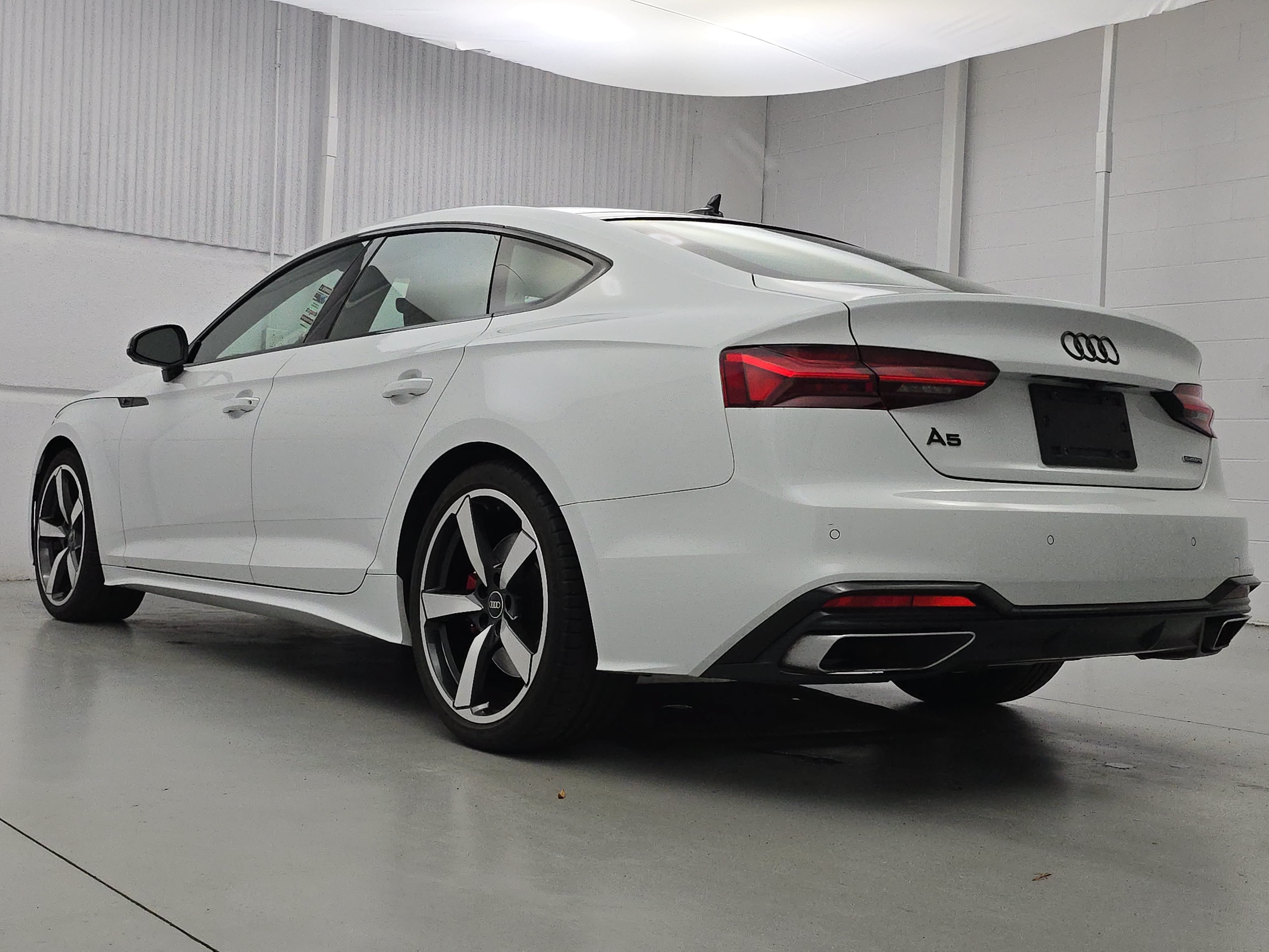 Used 2022 Audi A5 2.0T Premium Plus AWD/4WD image 3