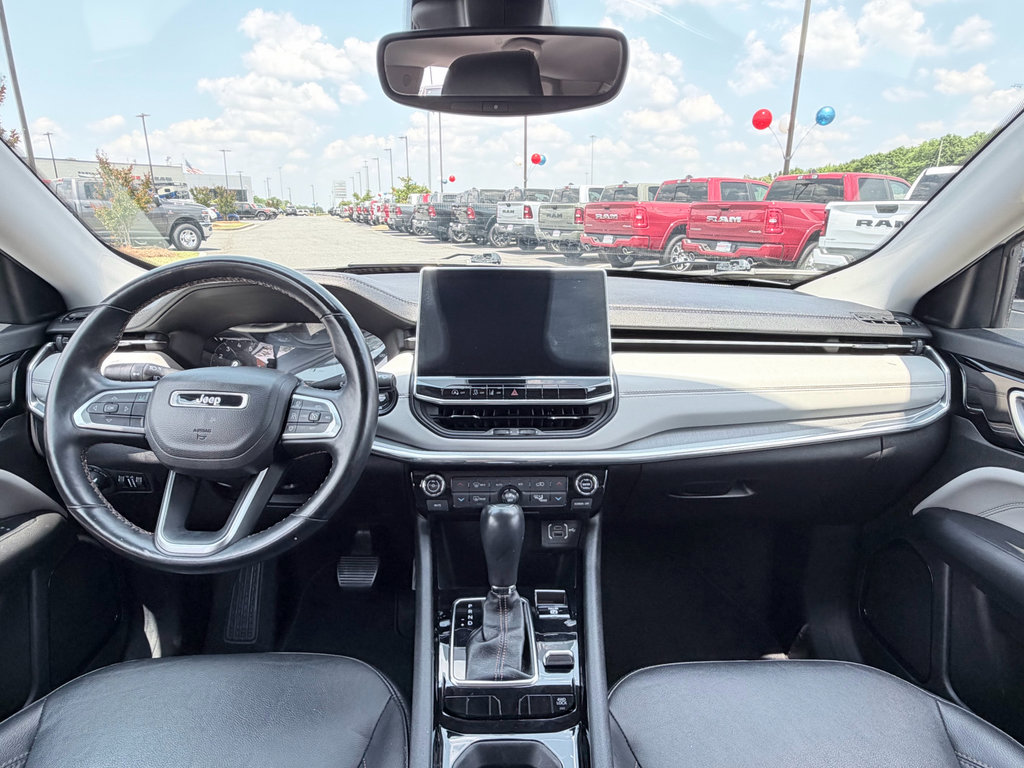 Used 2022 Jeep Compass Limited AWD/4WD image 10