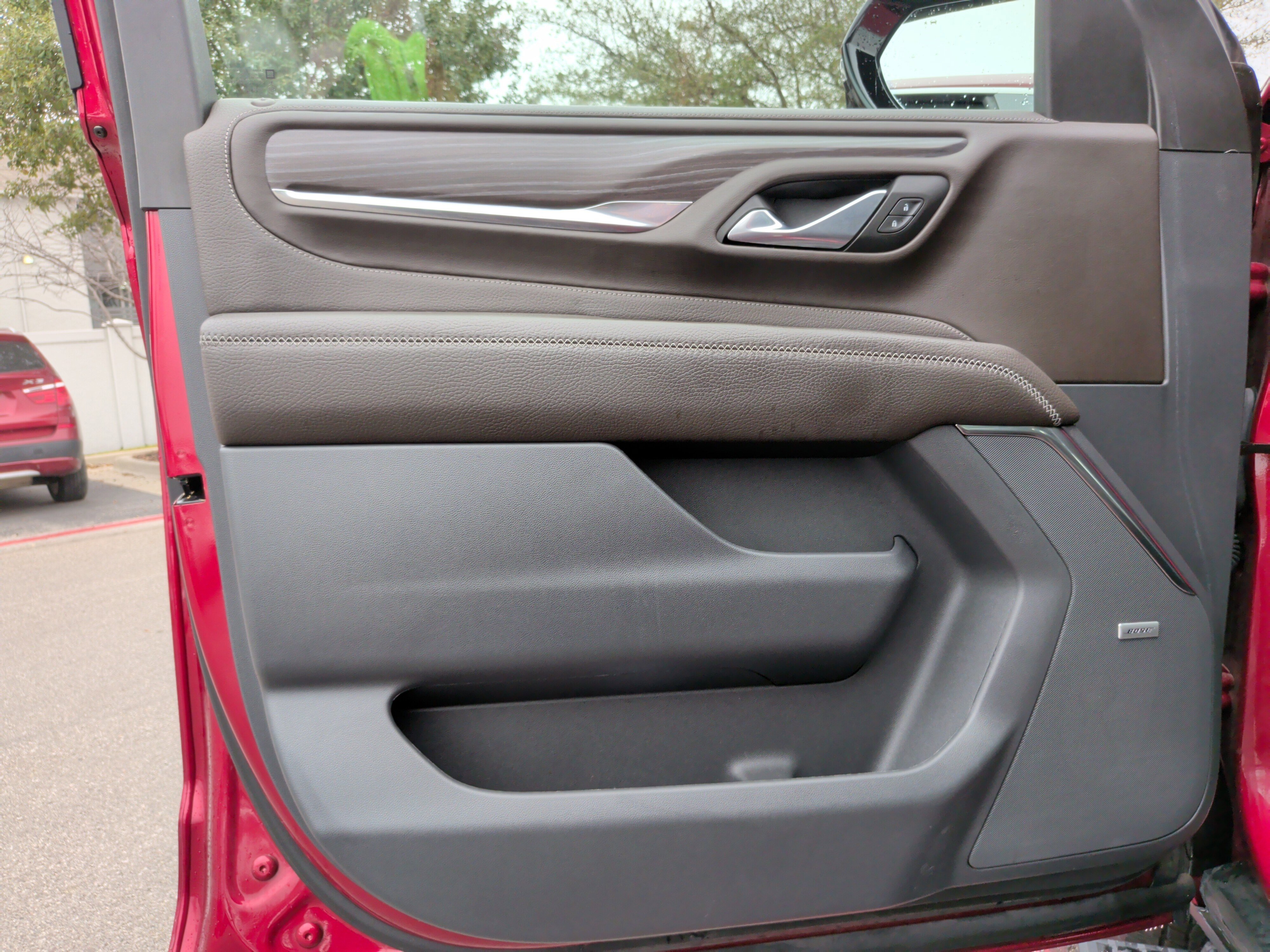 Used 2023 GMC Yukon Denali w/ Advanced Technology Package image 28