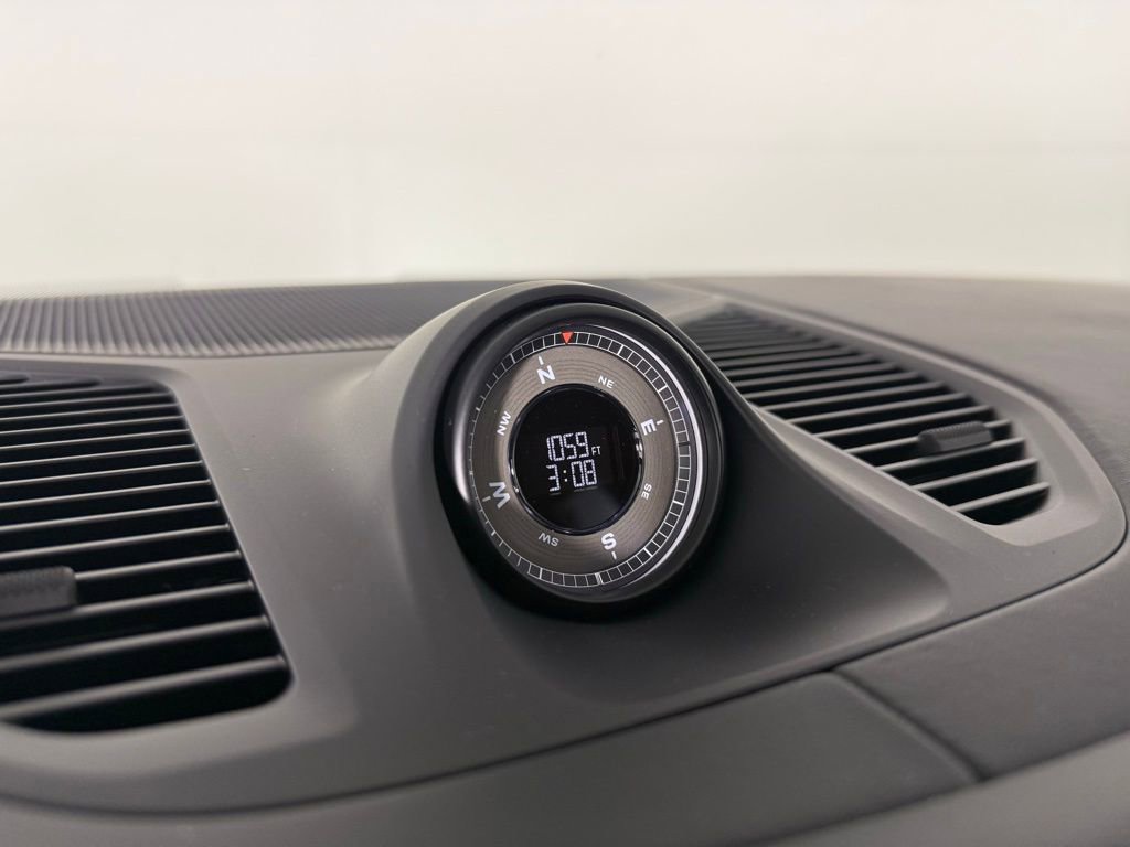 New 2025 Porsche Cayenne Turbo image 29