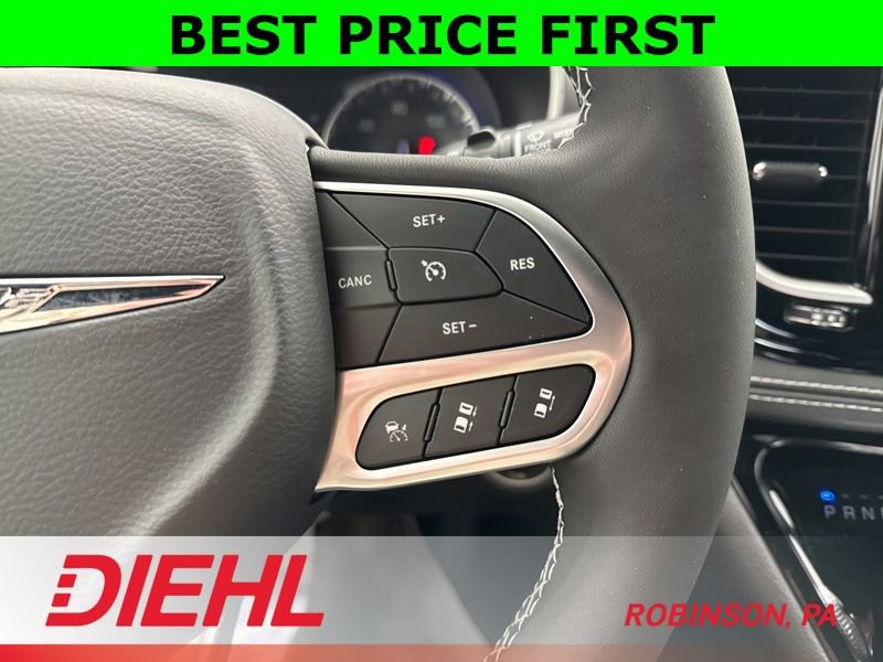 New 2026 Chrysler Pacifica Select image 31