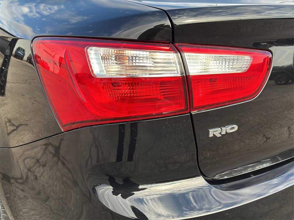 Used 2015 Kia Rio EX w/ Convenience Package image 38