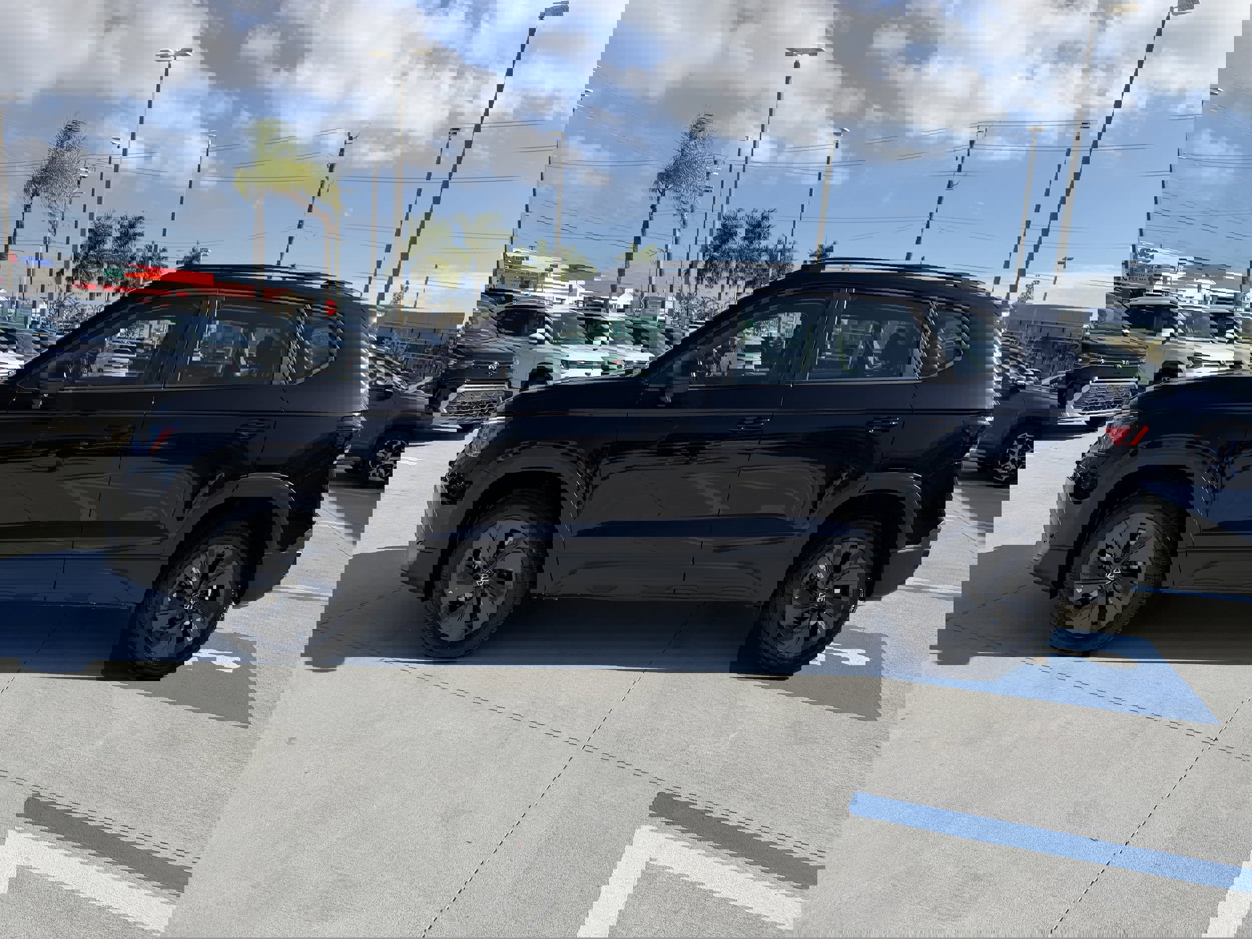 New 2026 Volkswagen Taos S image 6