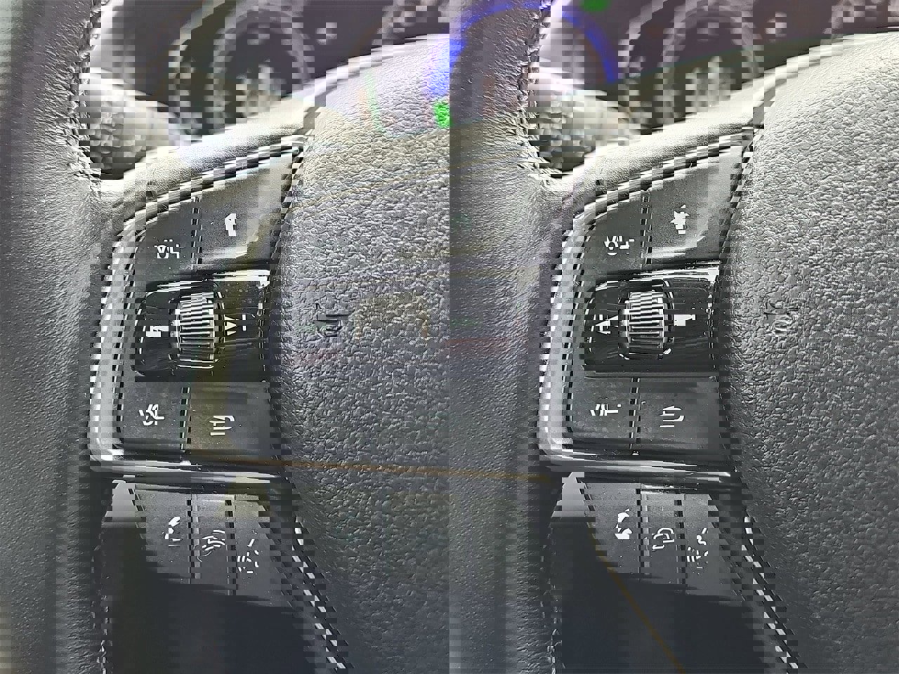 Used 2022 Honda Accord EX-L image 16