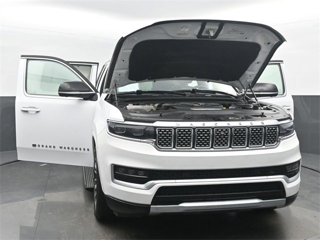 Used 2024 Jeep Grand Wagoneer L Series III image 56