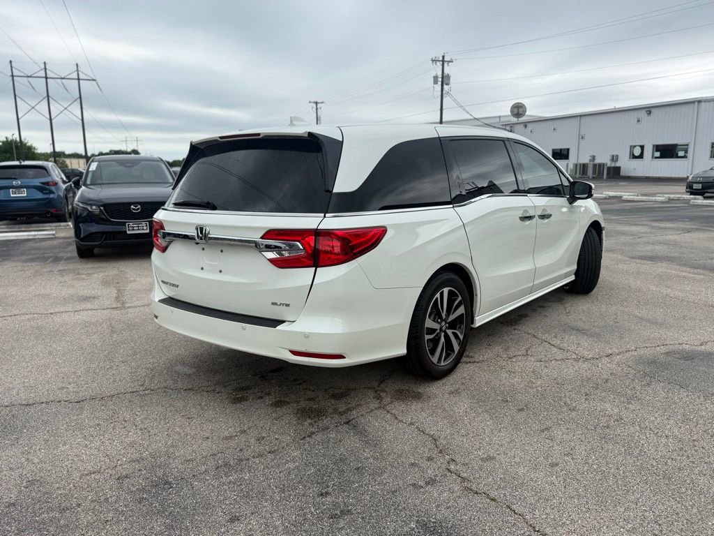 Used 2019 Honda Odyssey Elite image 4