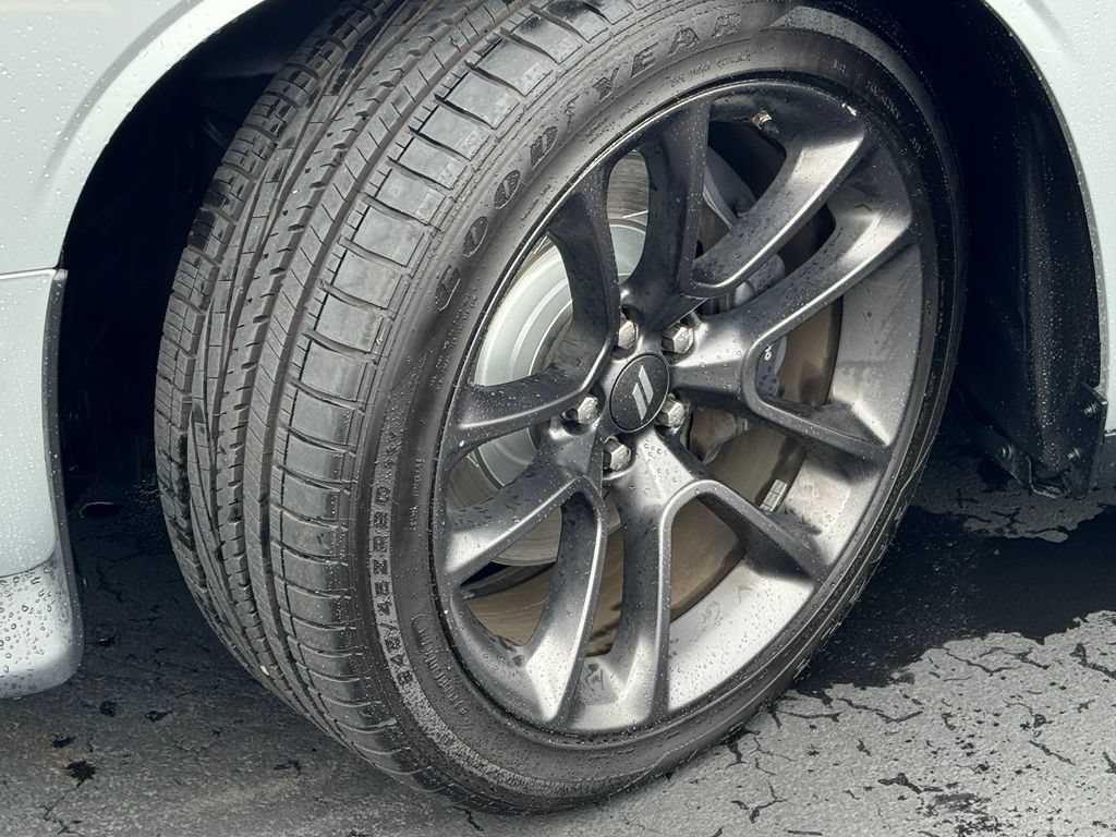 Used 2021 Dodge Challenger R/T Scat Pack RWD image 9
