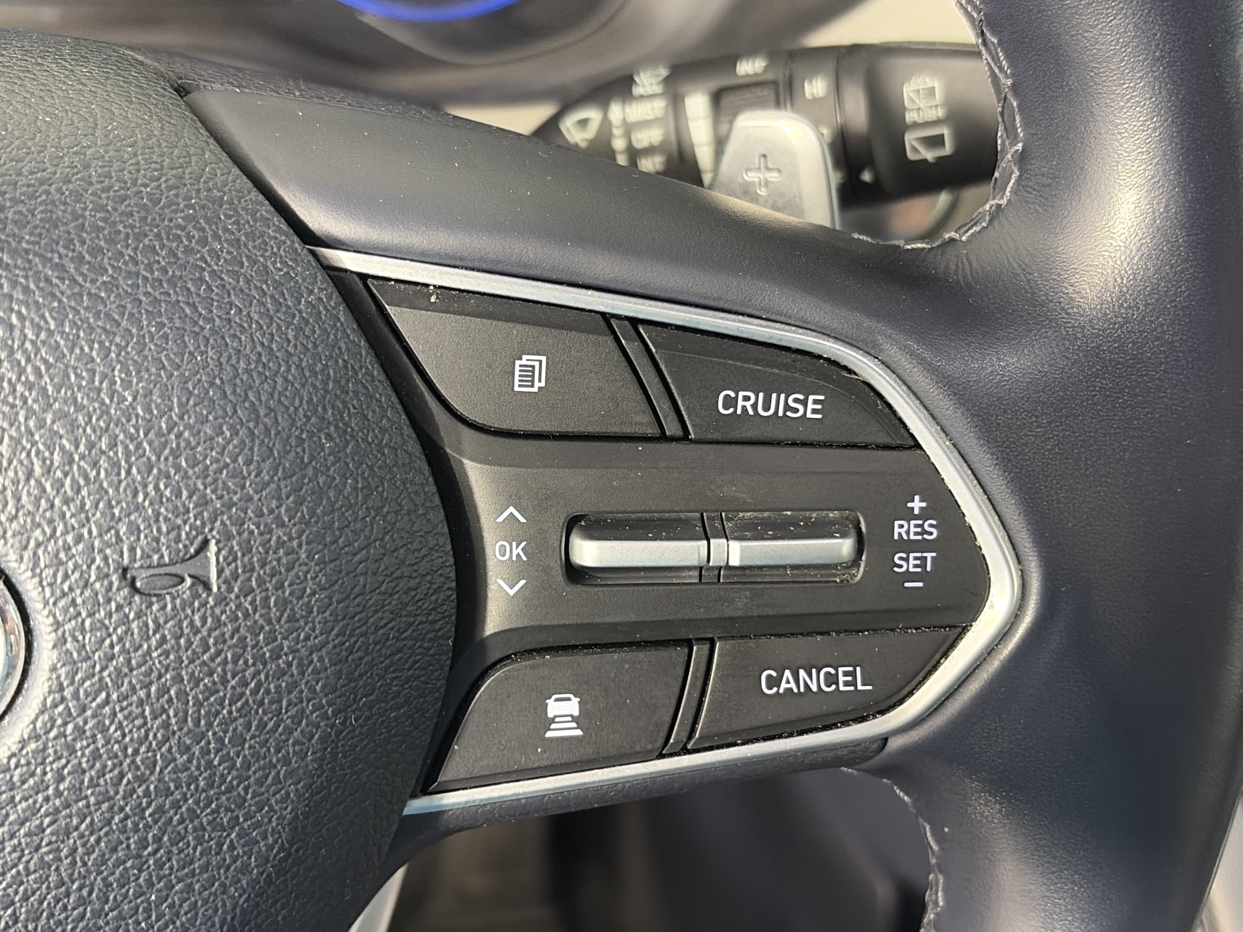 Used 2022 Hyundai Palisade SEL w/ 8P Bench Seat Package AWD/4WD image 40