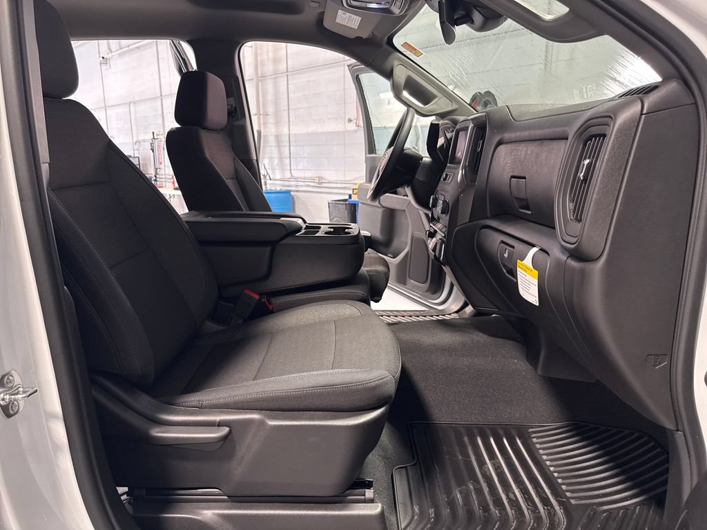 New 2026 Chevrolet Silverado 2500 Custom w/ Custom Value Package AWD/4WD image 31