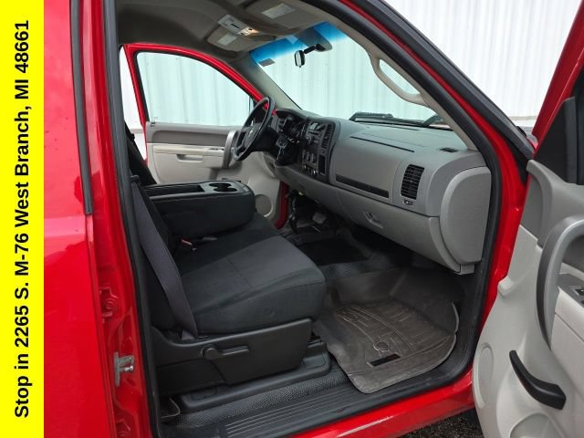Used 2012 Chevrolet Silverado 2500 W/T w/ Snow Plow Prep Package AWD/4WD image 32