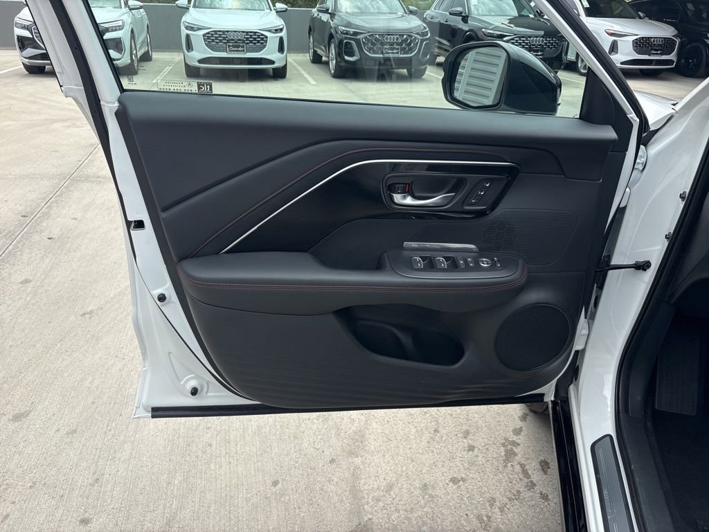 Used 2025 Acura ADX A-Spec image 10