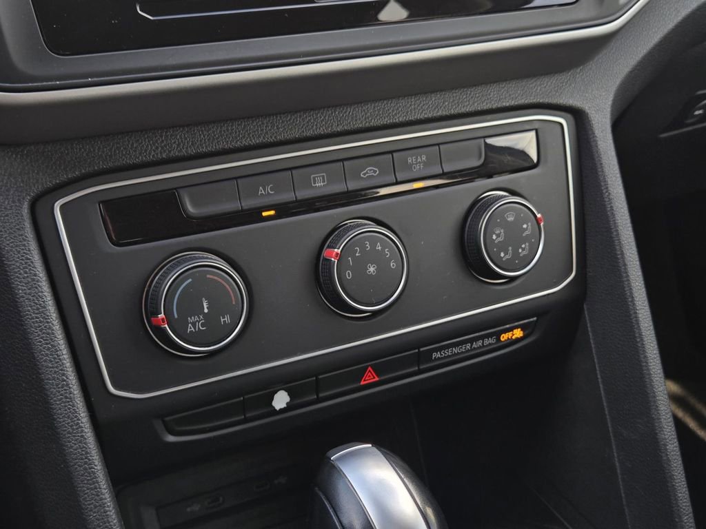 Used 2021 Volkswagen Atlas S image 11