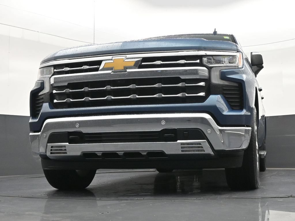 Used 2024 Chevrolet Silverado 1500 LTZ RWD image 32