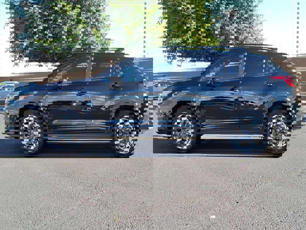 Used 2025 Subaru Crosstrek 2.5i Limited w/ Popular Package #3A image 3