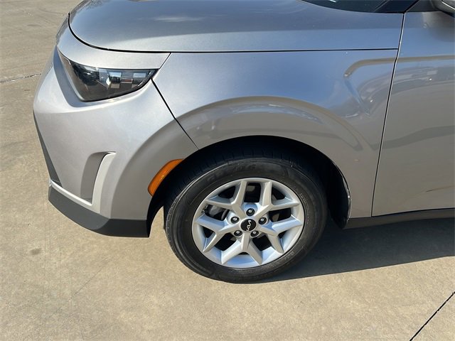 Used 2024 Kia Soul LX w/ Option Group 015 image 8