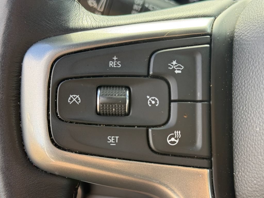 Used 2022 Chevrolet Suburban Premier AWD/4WD image 15