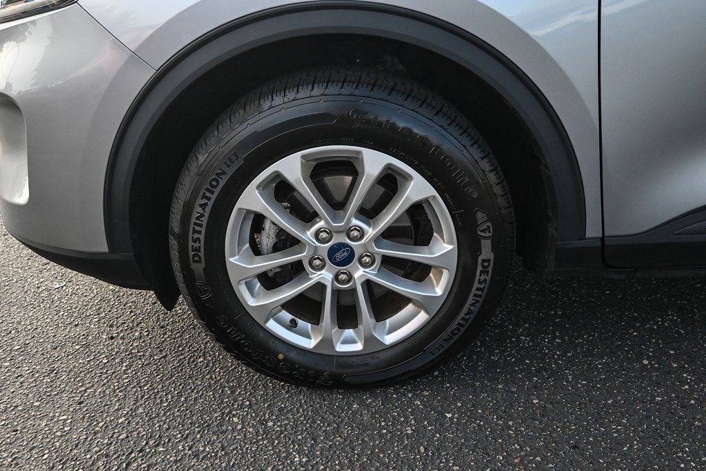 Certified 2022 Ford Escape SE image 12