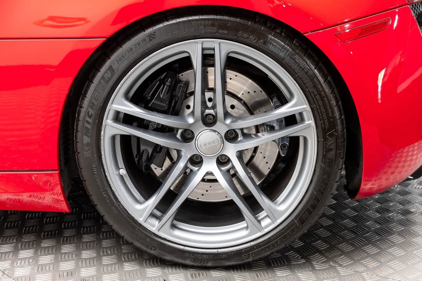 Used 2011 Audi R8 V10 AWD/4WD image 46