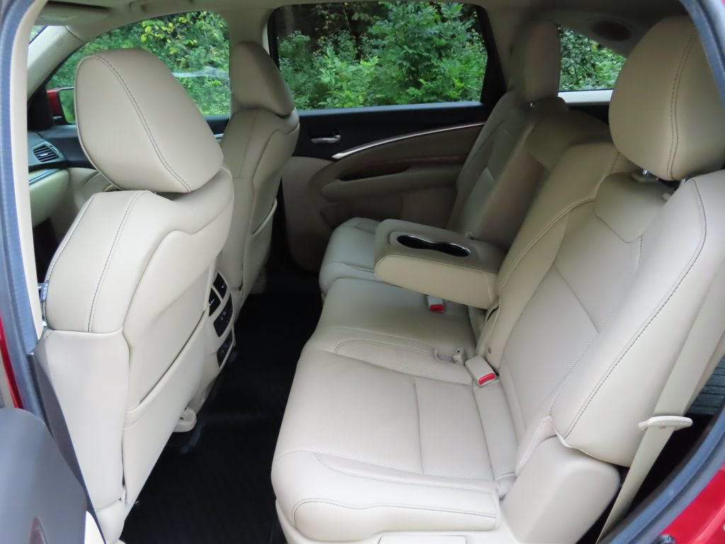 Used 2019 Acura MDX w/ Technology Package AWD/4WD image 29
