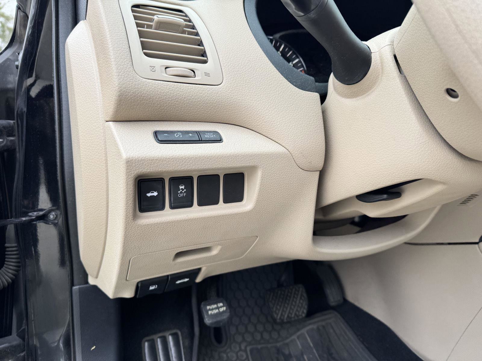 Used 2016 Nissan Altima 2.5 S w/ Power Driver Seat Package image 5