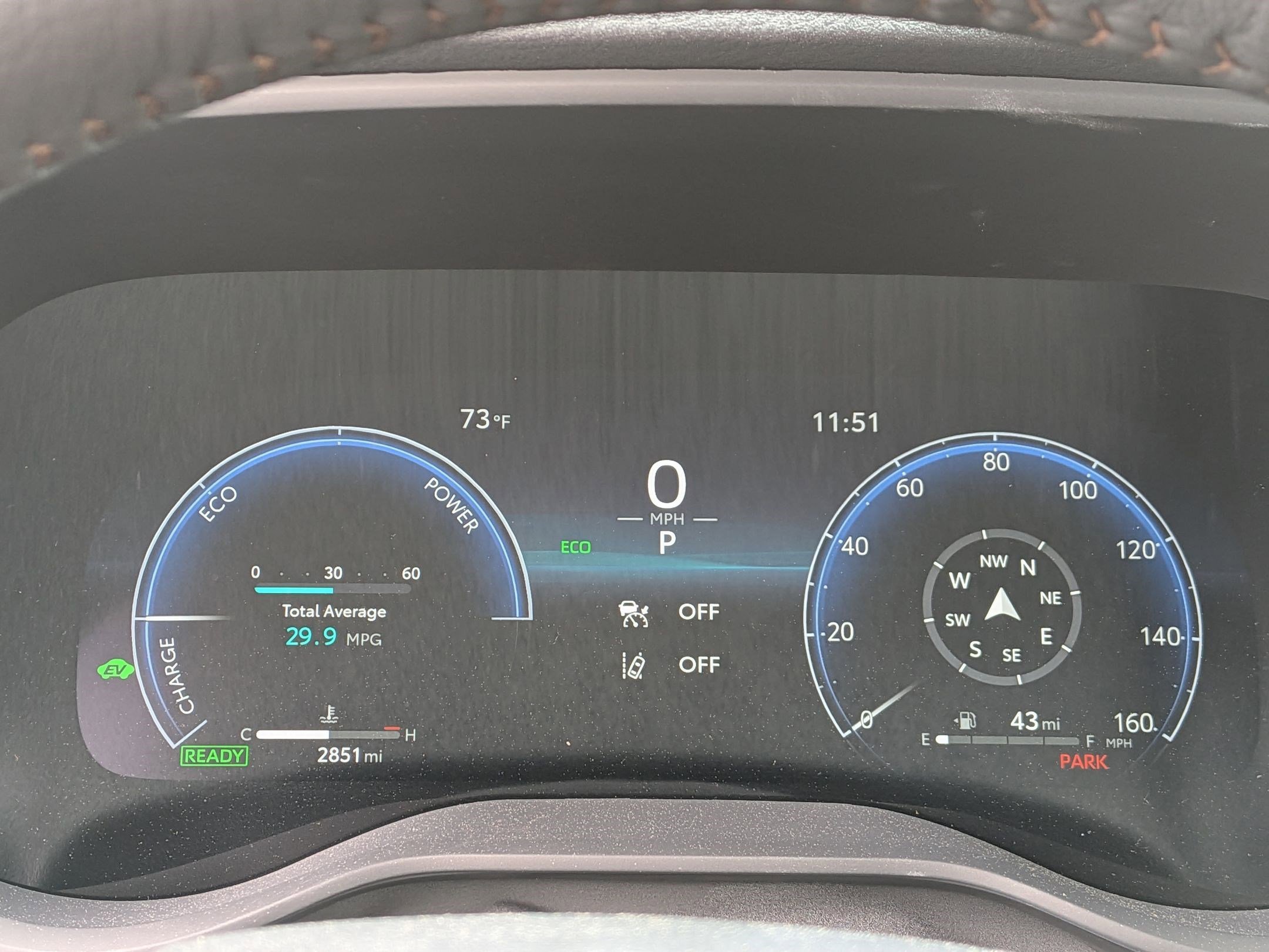Used 2025 Toyota Sienna Platinum AWD/4WD image 18