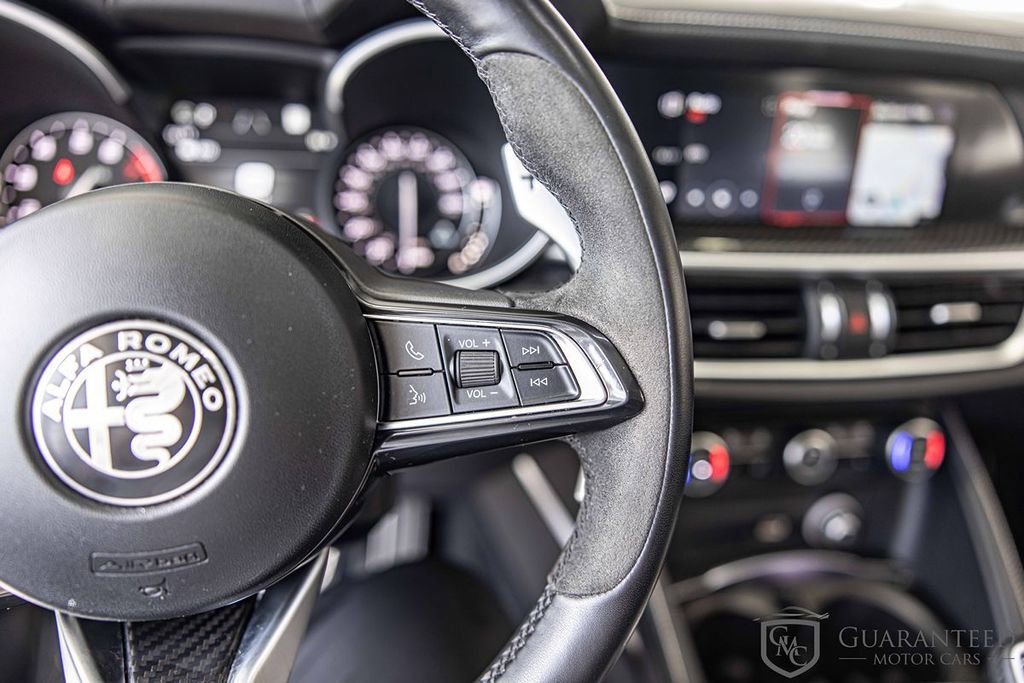 Used 2021 Alfa Romeo Stelvio Quadrifoglio image 27