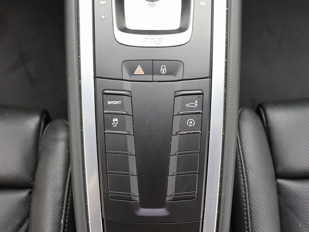 Used 2018 Porsche 718 Cayman image 34