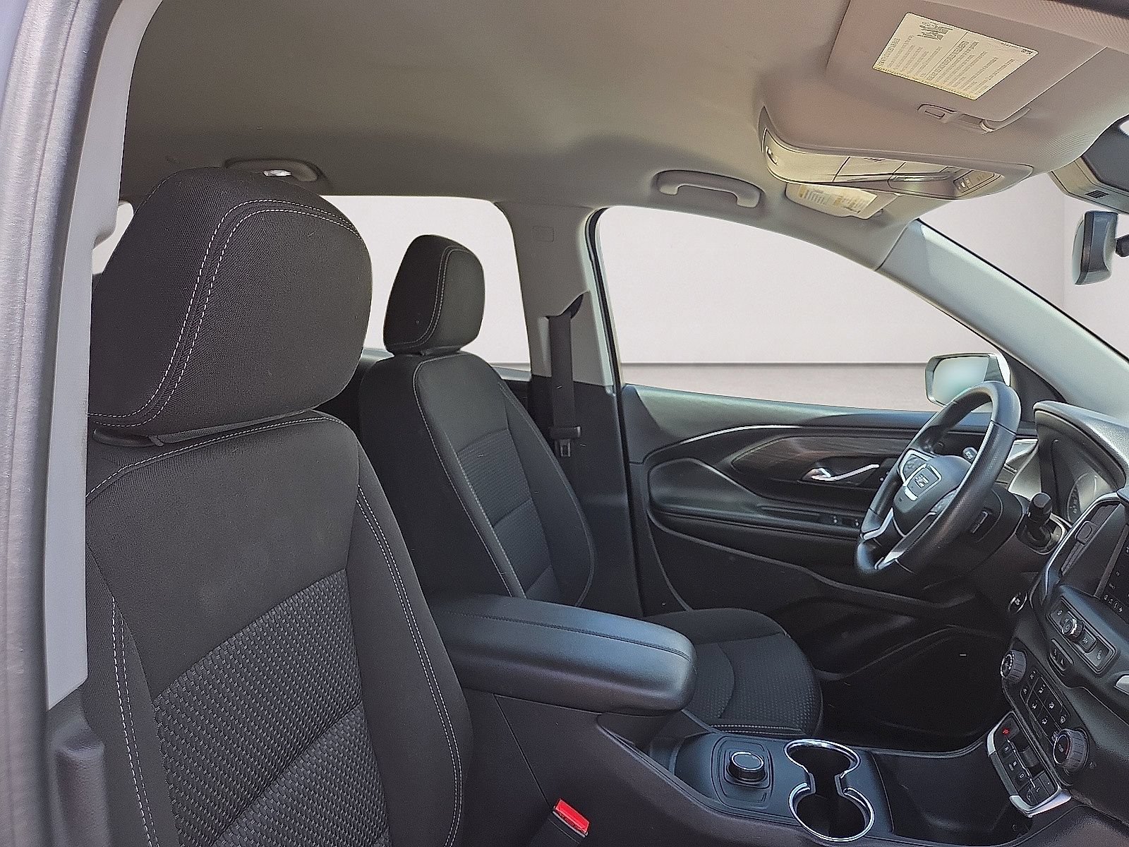 Used 2024 GMC Terrain SLE FWD image 12